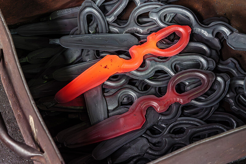 column_kitchen-scissors_0120.jpg