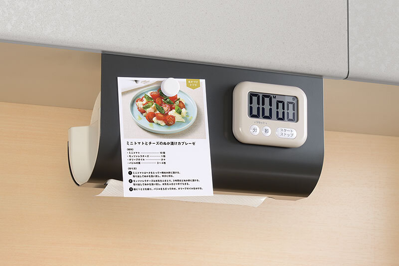 column_paper-hanger_0110.jpg