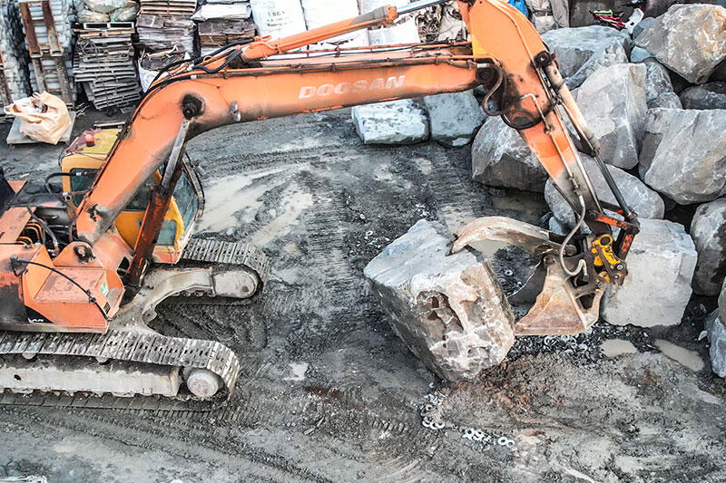 column_stone-factory_0070.jpg