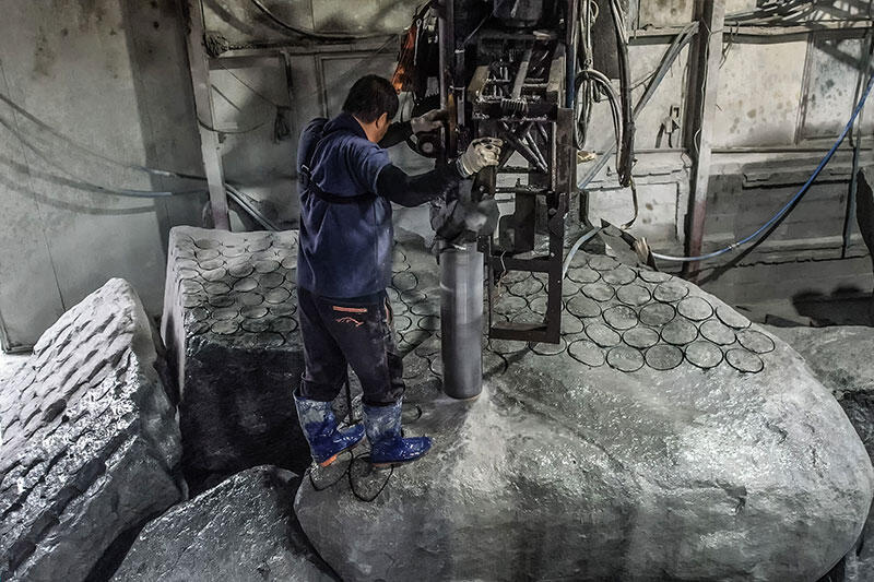 column_stone-factory_0090.jpg