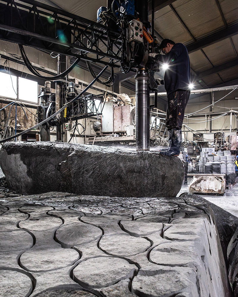 column_stone-factory_0120.jpg