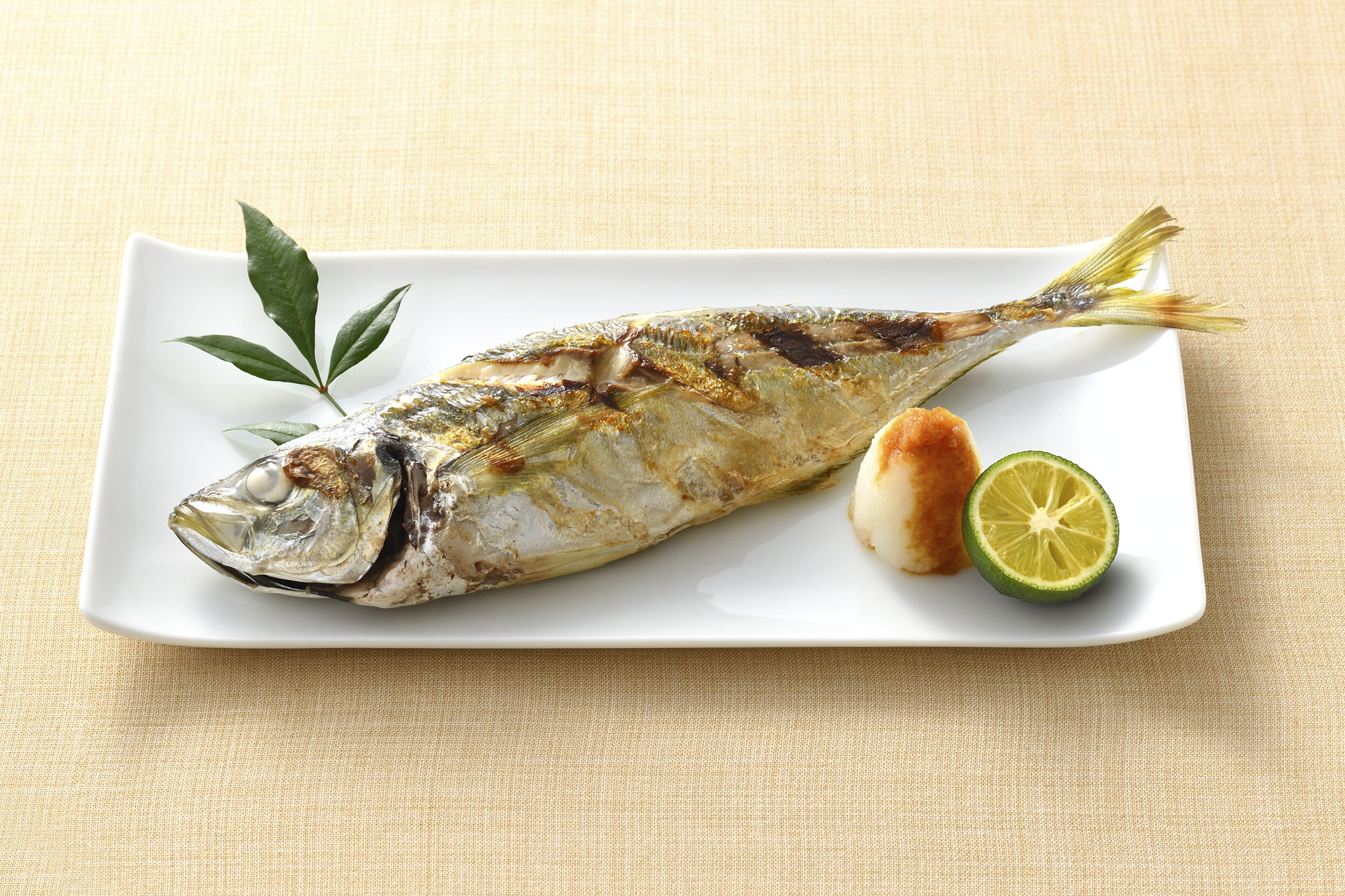 アジの焼き魚