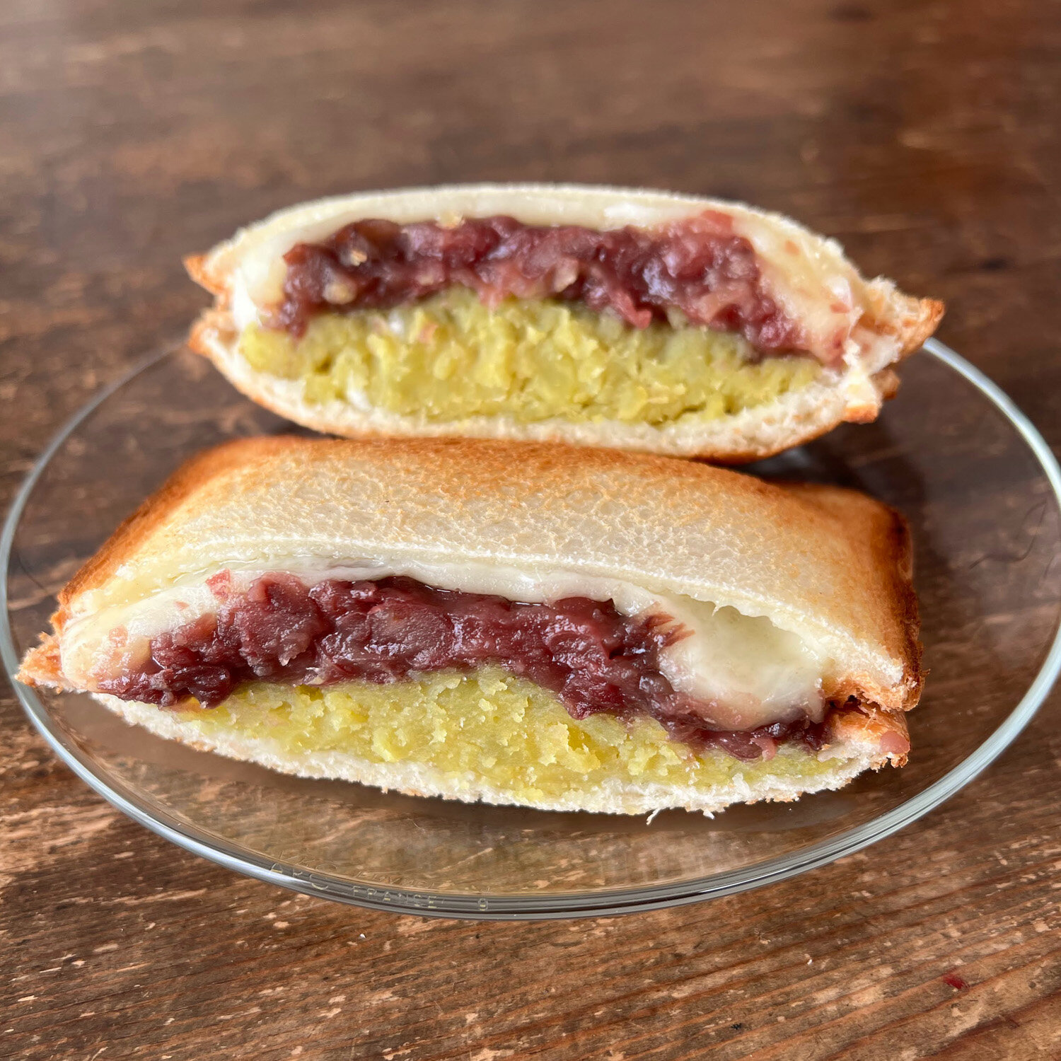 さつまいも粒あんチーズのホットサンドのイメージ