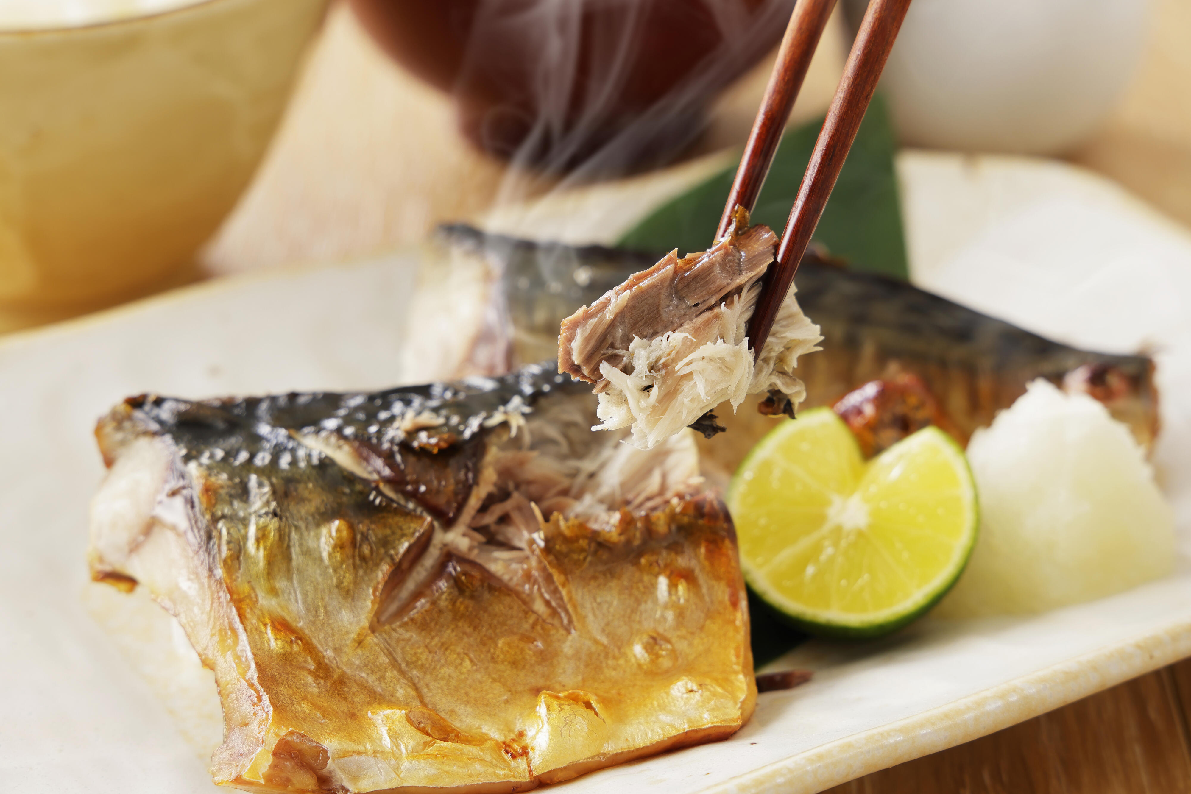 料理のプロが教える、家庭でできる、魚を美味しく焼くコツ！