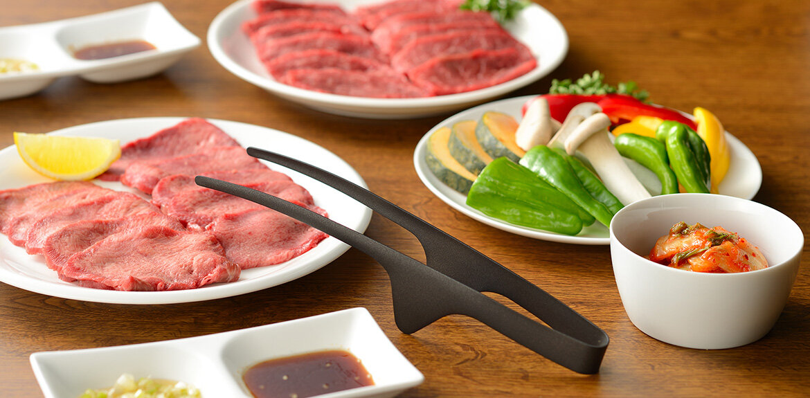 焼肉トング23本 おきラク焼き肉トング［ブラック］｜トング｜商品紹介｜オークス株式会社