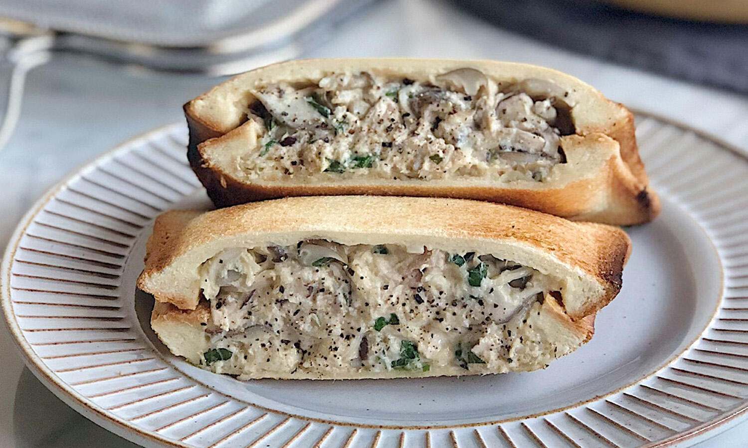 きのこツナホットサンド