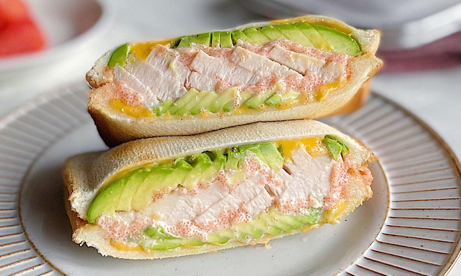 明太アボカドホットサンド